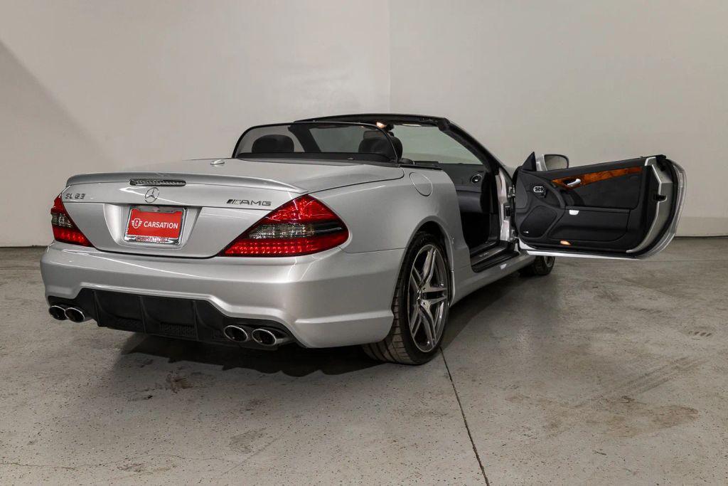 used 2009 Mercedes-Benz SL-Class car, priced at $39,900