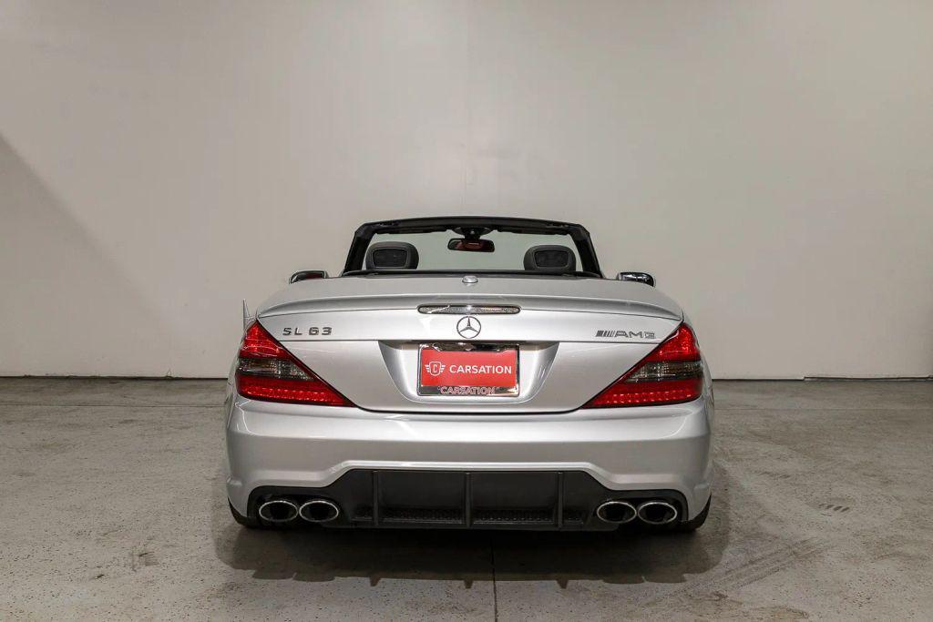used 2009 Mercedes-Benz SL-Class car, priced at $39,900