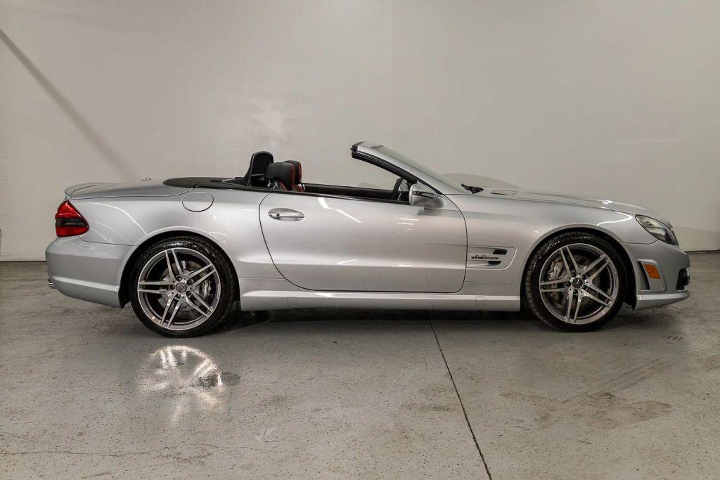 used 2009 Mercedes-Benz SL-Class car, priced at $39,900