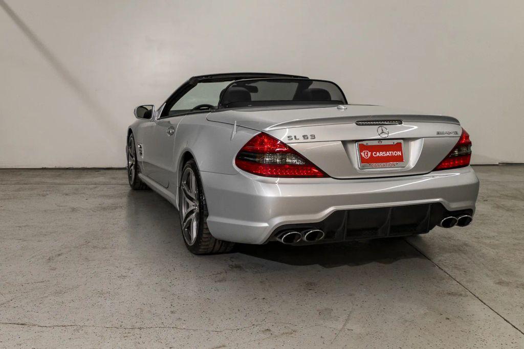 used 2009 Mercedes-Benz SL-Class car, priced at $39,900