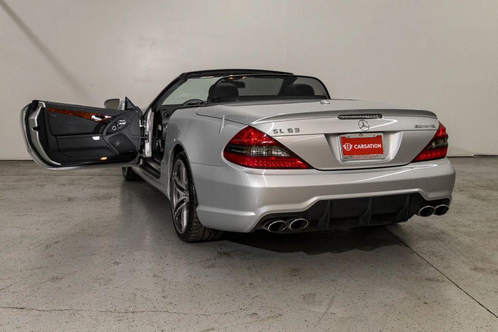 used 2009 Mercedes-Benz SL-Class car, priced at $39,900