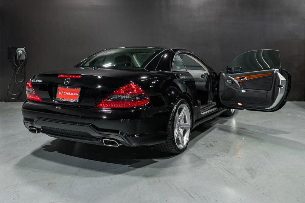 used 2009 Mercedes-Benz SL-Class car, priced at $39,900