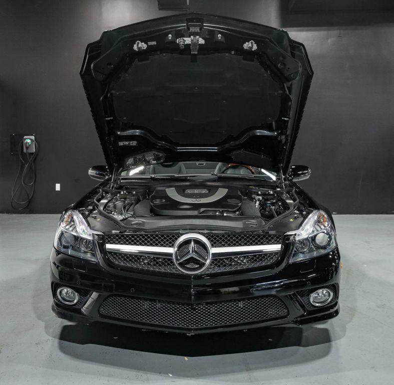 used 2009 Mercedes-Benz SL-Class car, priced at $39,900