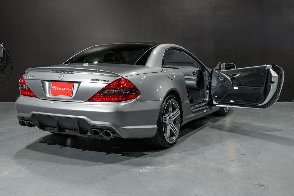 used 2009 Mercedes-Benz SL-Class car, priced at $38,900