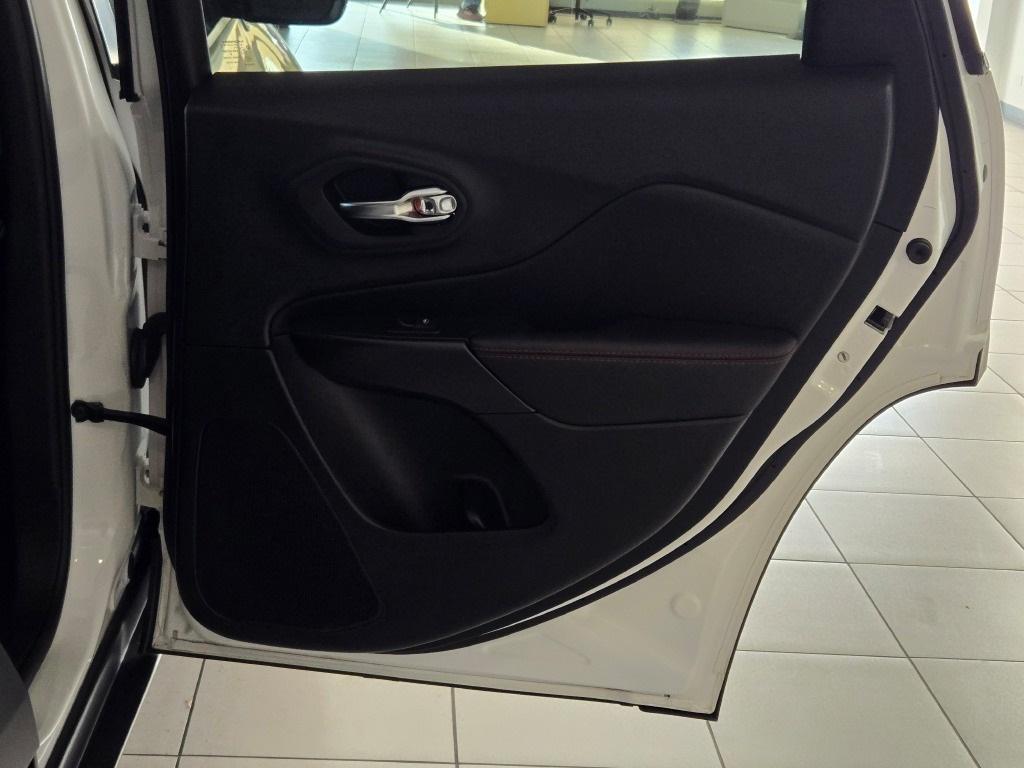 used 2022 Jeep Cherokee car, priced at $26,295