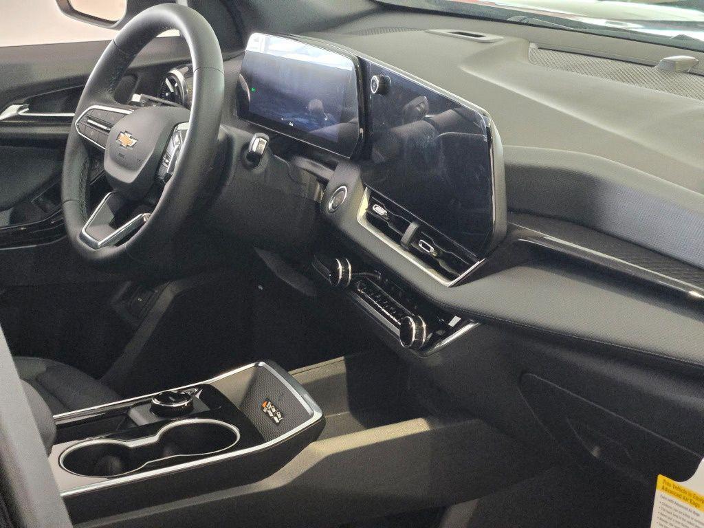 new 2027 Chevrolet Equinox car, priced at $32,337
