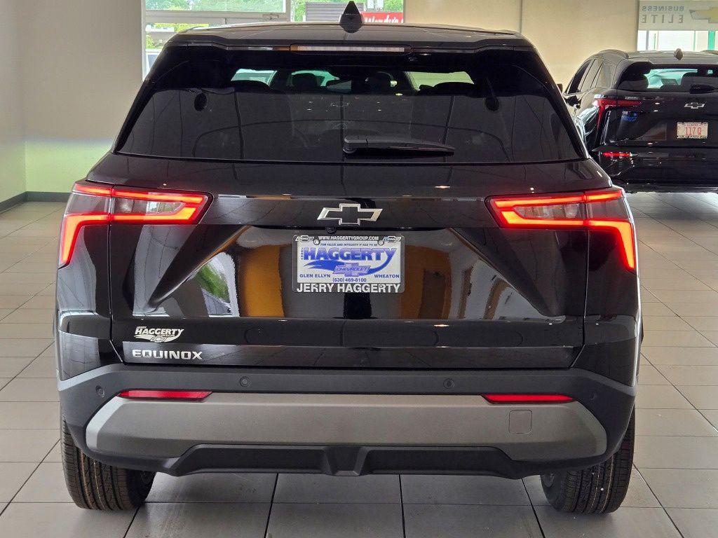 new 2027 Chevrolet Equinox car, priced at $32,337