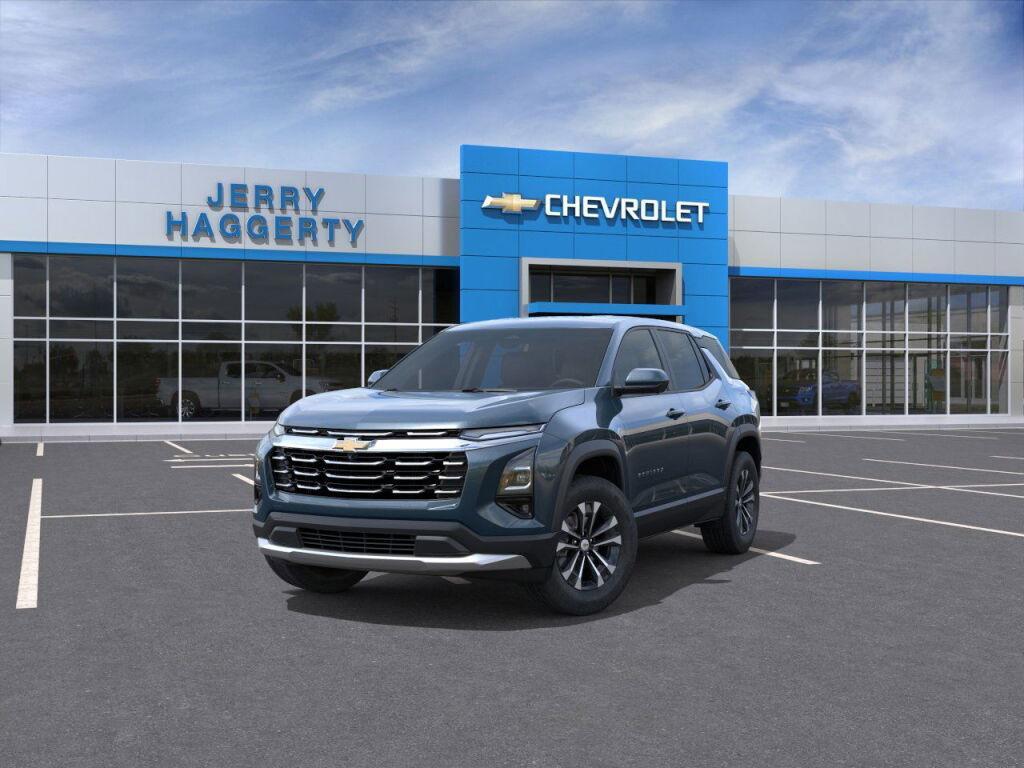 new 2026 Chevrolet Equinox car, priced at $32,990