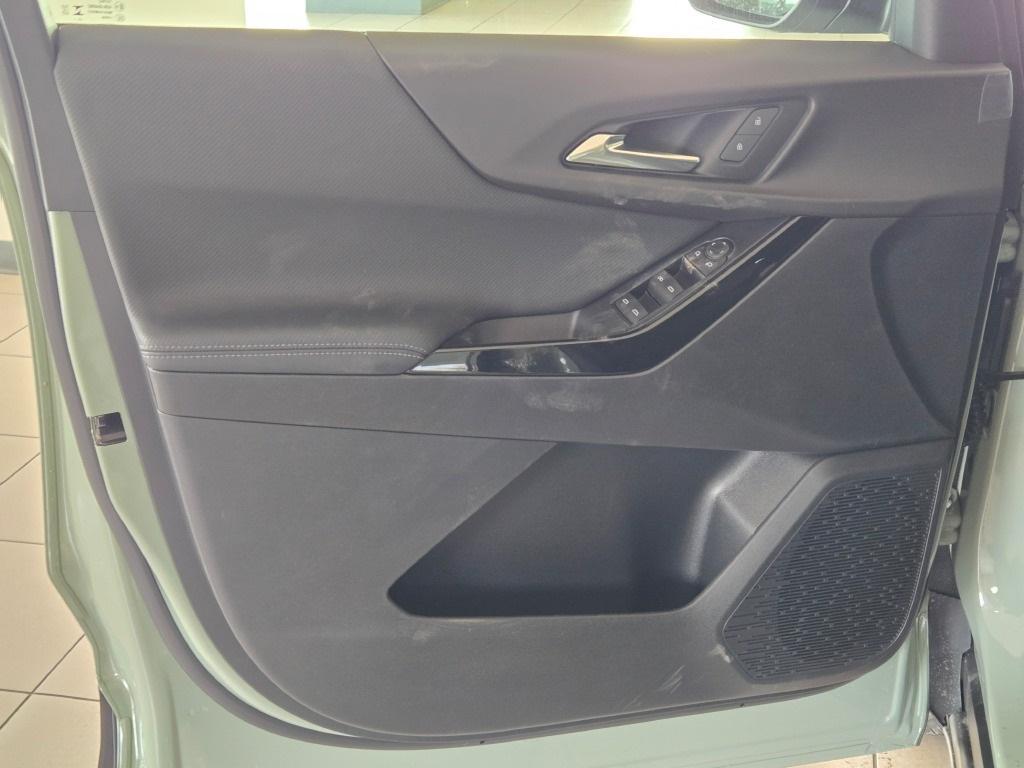 new 2026 Chevrolet Equinox car, priced at $29,720