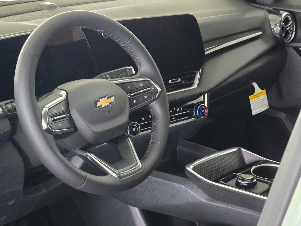 new 2026 Chevrolet Equinox car, priced at $29,720