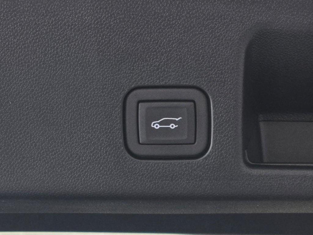 used 2024 Chevrolet Equinox EV car, priced at $28,399