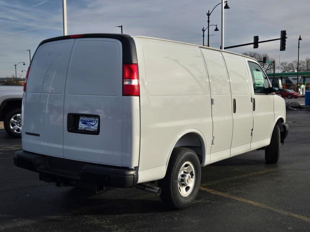 new 2025 Chevrolet Express 3500 car, priced at $50,600