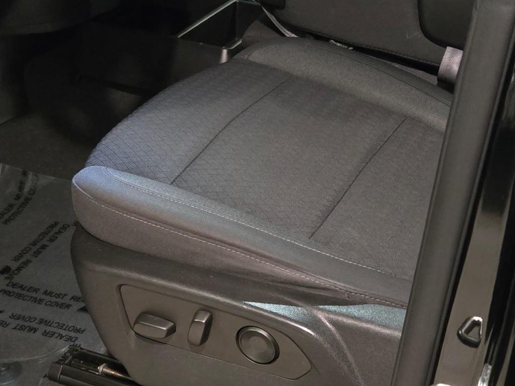 used 2022 Chevrolet Silverado 1500 car, priced at $31,595