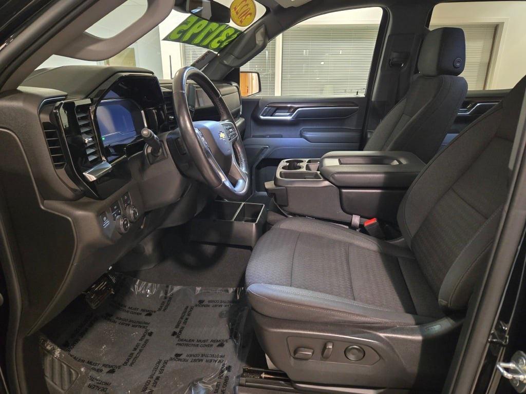 used 2022 Chevrolet Silverado 1500 car, priced at $31,595