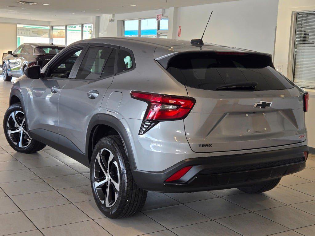 used 2024 Chevrolet Trax car, priced at $20,627