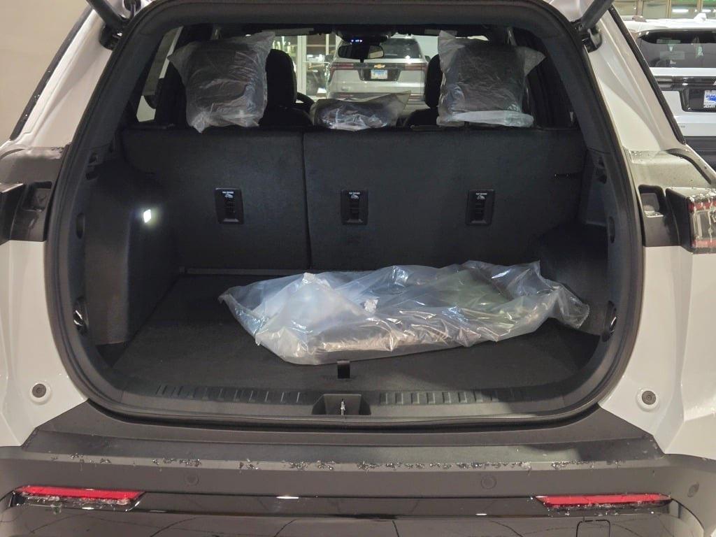 new 2026 Chevrolet Equinox car, priced at $38,835