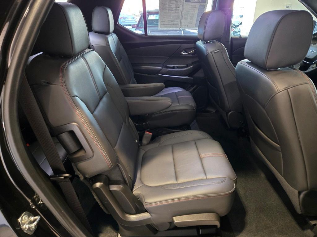 used 2023 Chevrolet Traverse car, priced at $40,395