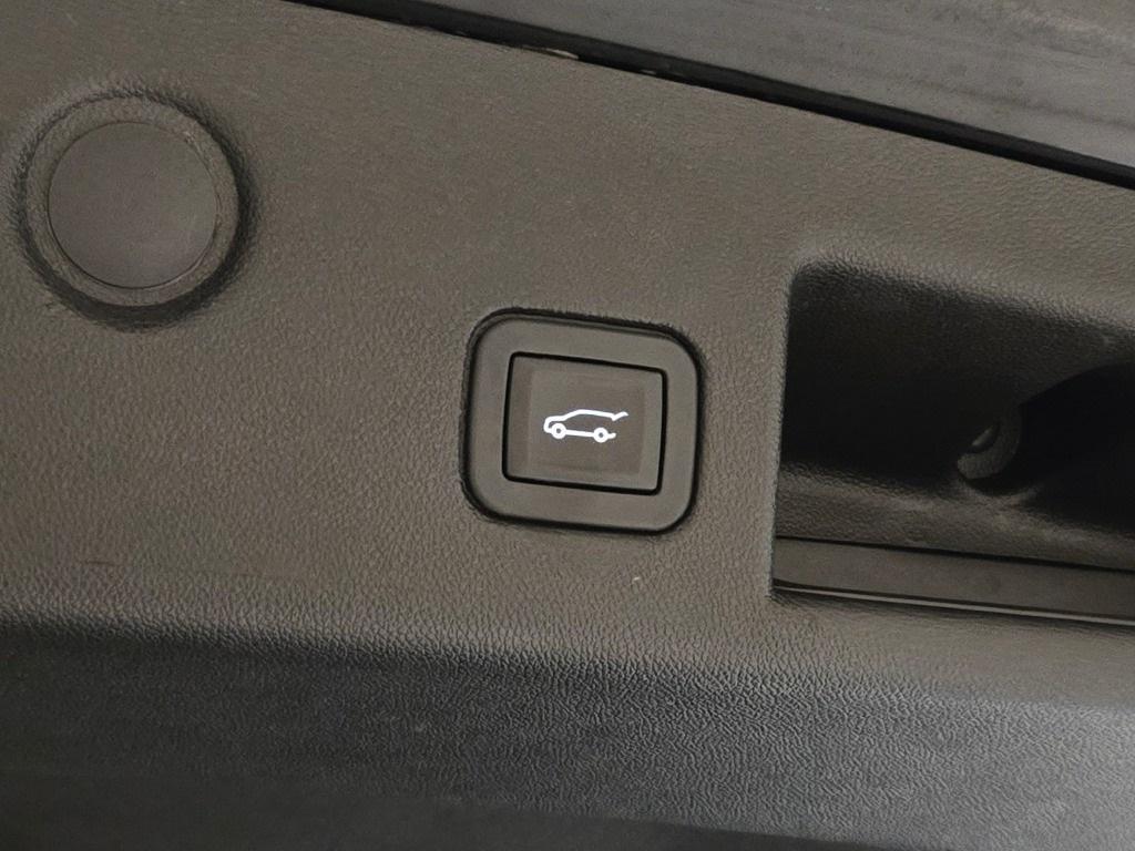 used 2018 Chevrolet Equinox car, priced at $13,995