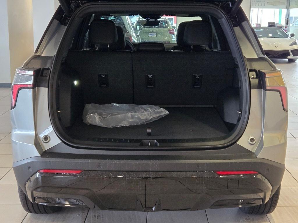 new 2026 Chevrolet Equinox car, priced at $38,950