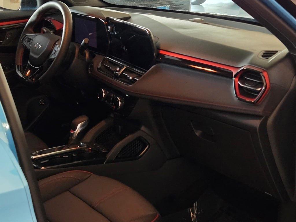 used 2025 Chevrolet TrailBlazer car, priced at $30,695