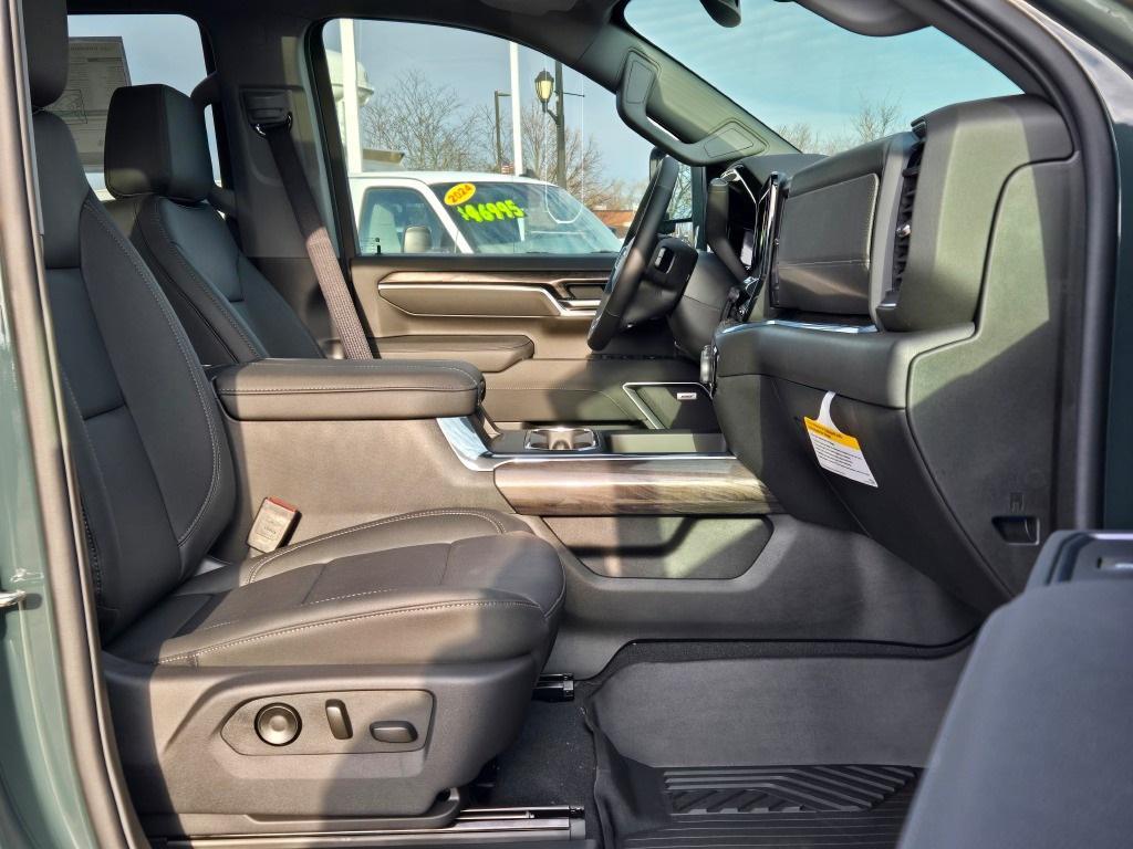 new 2026 Chevrolet Silverado 2500 car, priced at $72,930