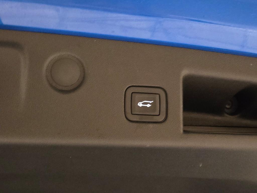 used 2024 Chevrolet Equinox car, priced at $23,995