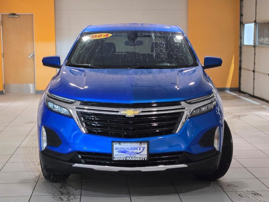 used 2024 Chevrolet Equinox car, priced at $23,995