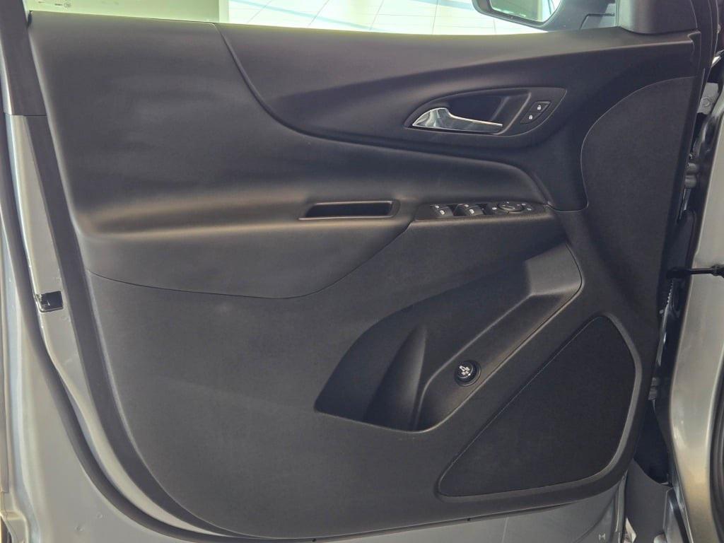 used 2023 Chevrolet Equinox car, priced at $22,995