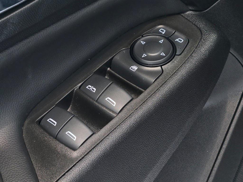 used 2023 Chevrolet Equinox car, priced at $22,995