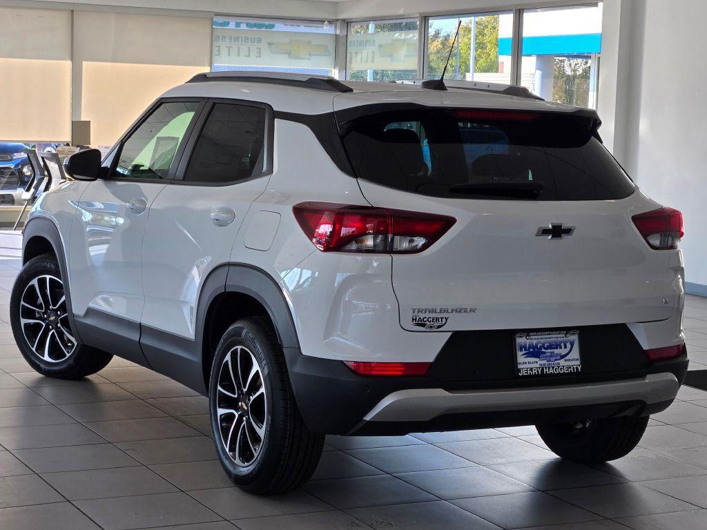 new 2026 Chevrolet TrailBlazer car, priced at $26,910