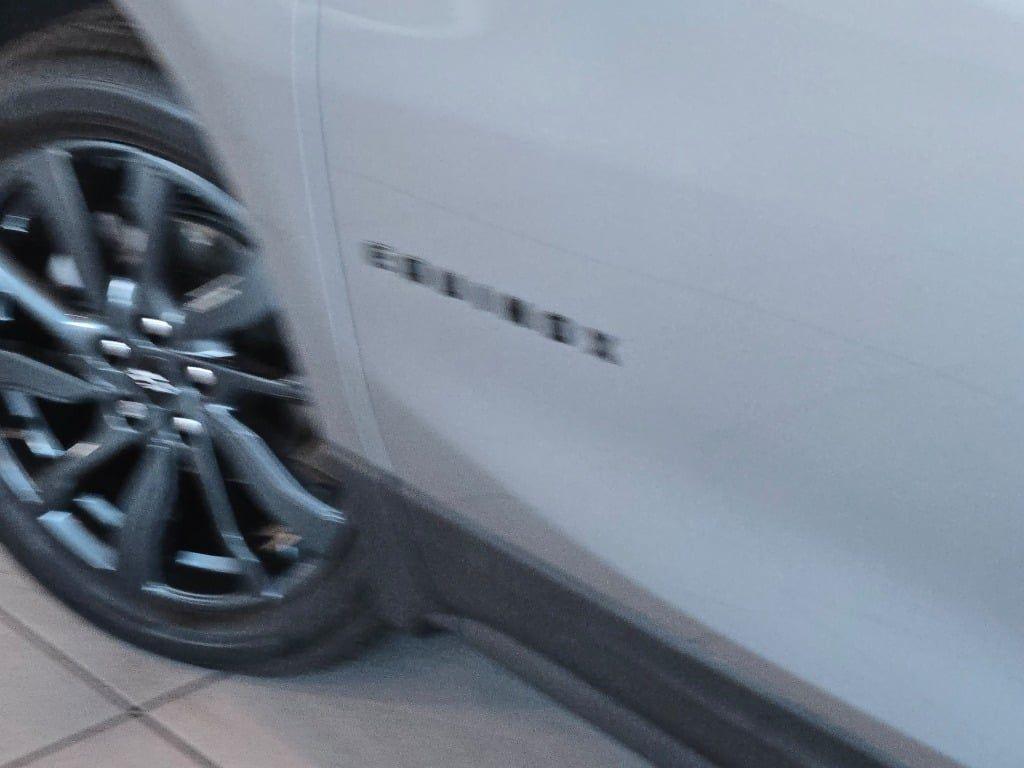 used 2023 Chevrolet Equinox car, priced at $22,295