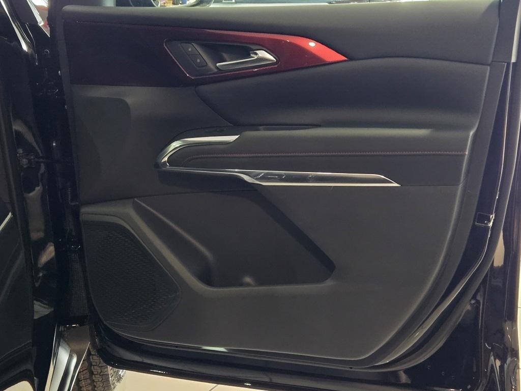 new 2026 Chevrolet Traverse car, priced at $49,020