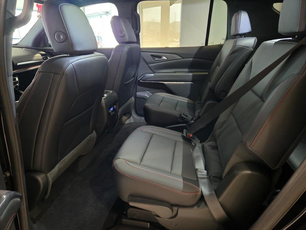 new 2026 Chevrolet Traverse car, priced at $49,020