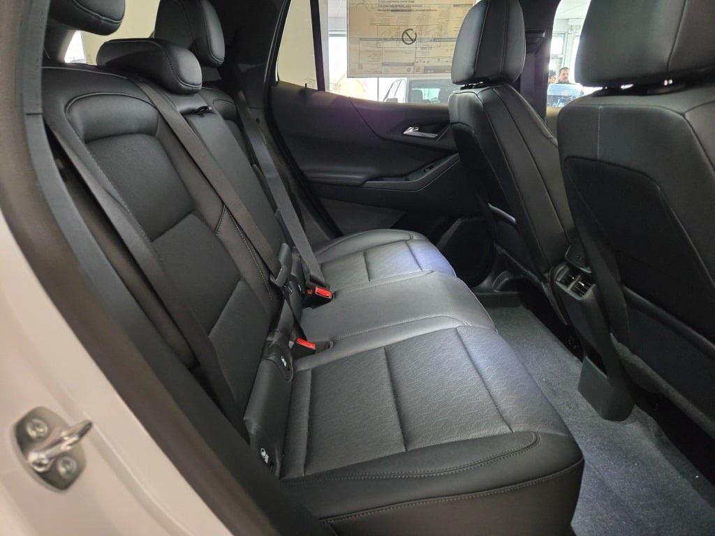 new 2026 Chevrolet Equinox car, priced at $35,780