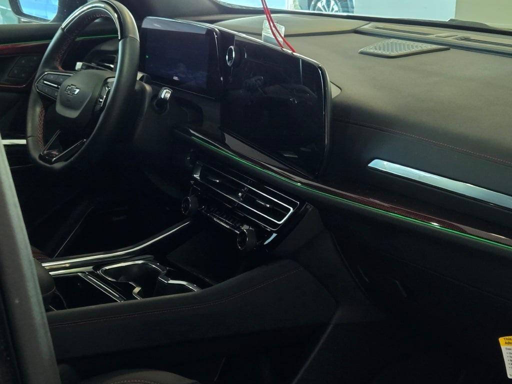 used 2024 Chevrolet Traverse car, priced at $53,195