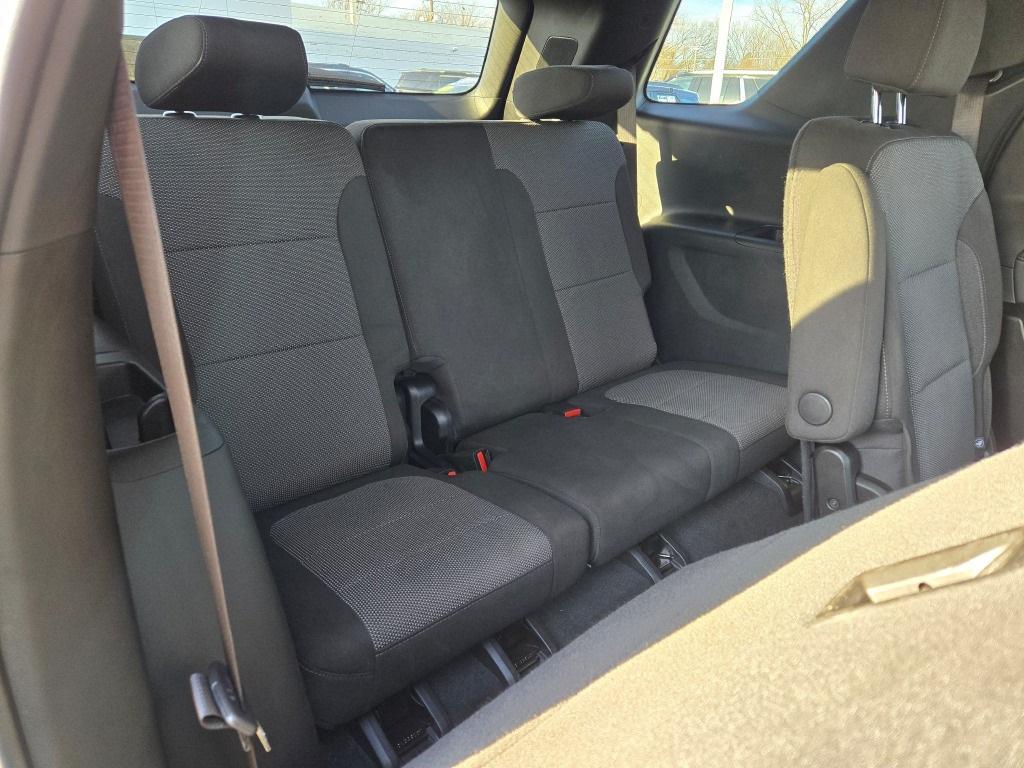 used 2023 Chevrolet Traverse car, priced at $31,795