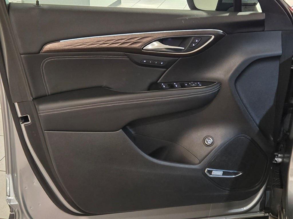 used 2023 Buick Envision car, priced at $33,595