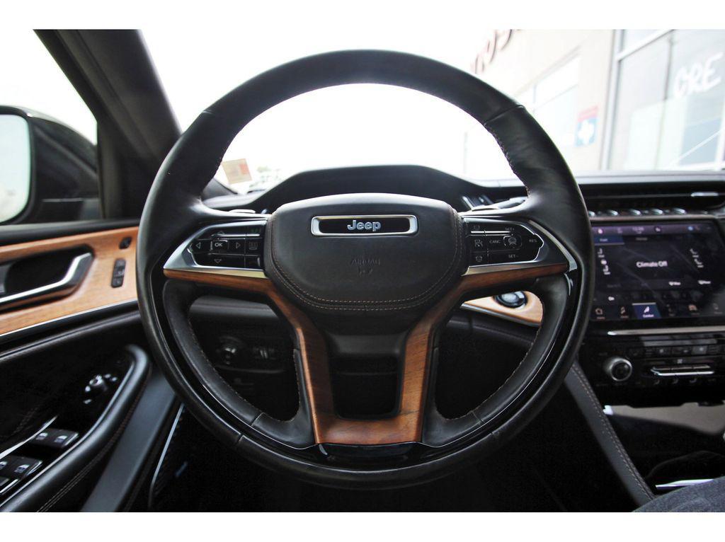 used 2021 Jeep Grand Cherokee L car, priced at $33,129