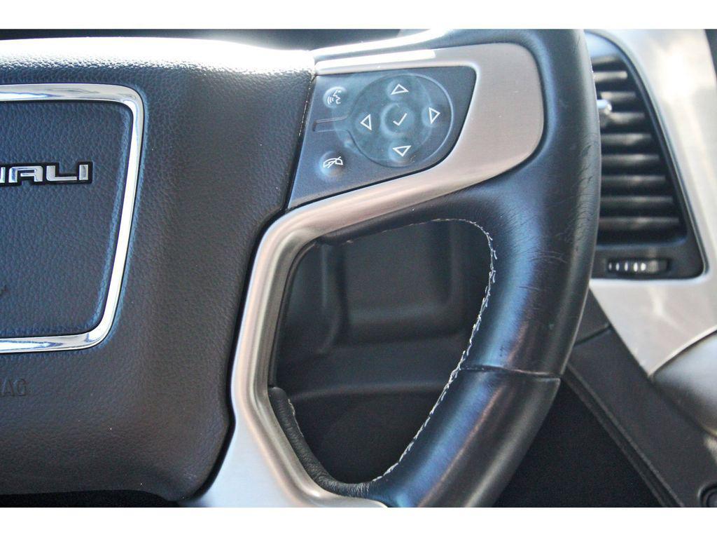 used 2015 GMC Yukon car, priced at $18,958