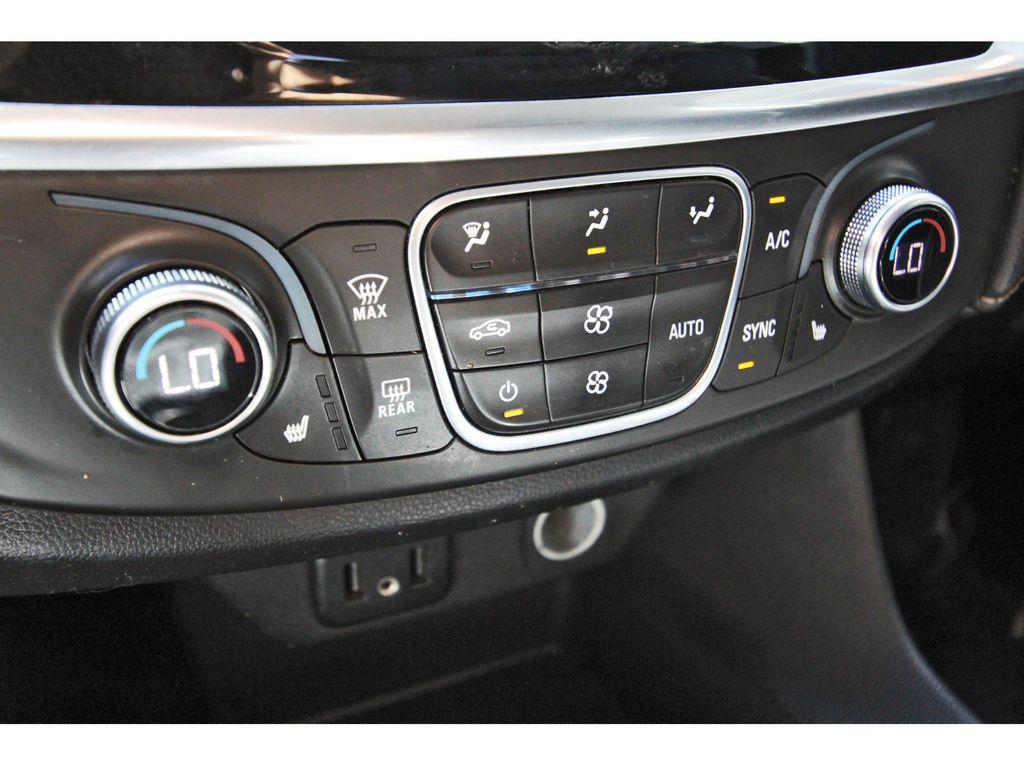 used 2020 Chevrolet Traverse car, priced at $17,169