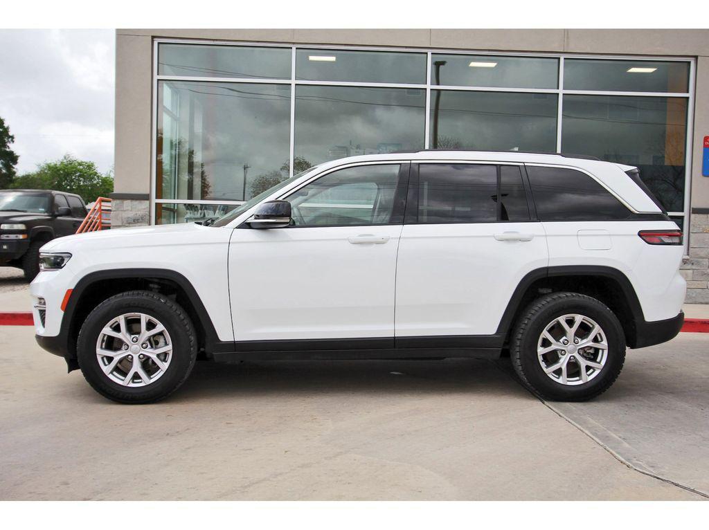 used 2022 Jeep Grand Cherokee car, priced at $24,789