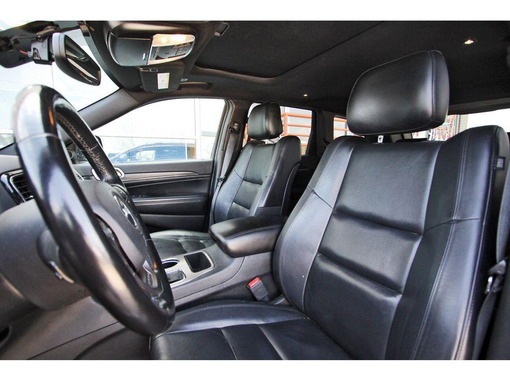 used 2021 Jeep Grand Cherokee car, priced at $18,698