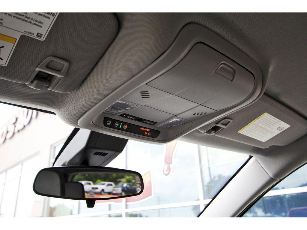 used 2024 Chevrolet Equinox car, priced at $21,728