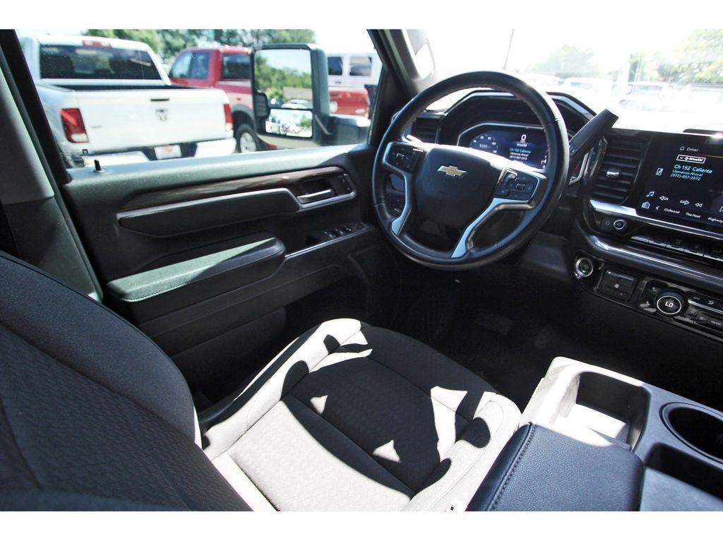 used 2024 Chevrolet Silverado 2500 car, priced at $46,238