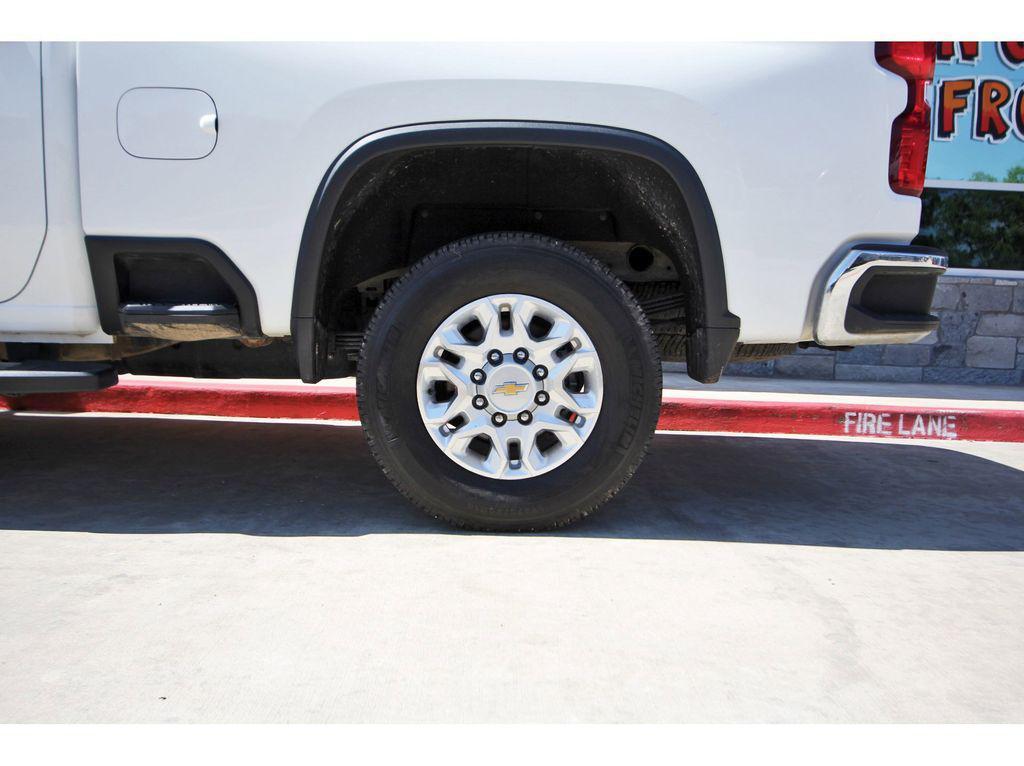 used 2024 Chevrolet Silverado 2500 car, priced at $46,238