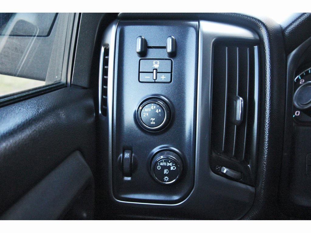 used 2015 Chevrolet Silverado 1500 car, priced at $25,989