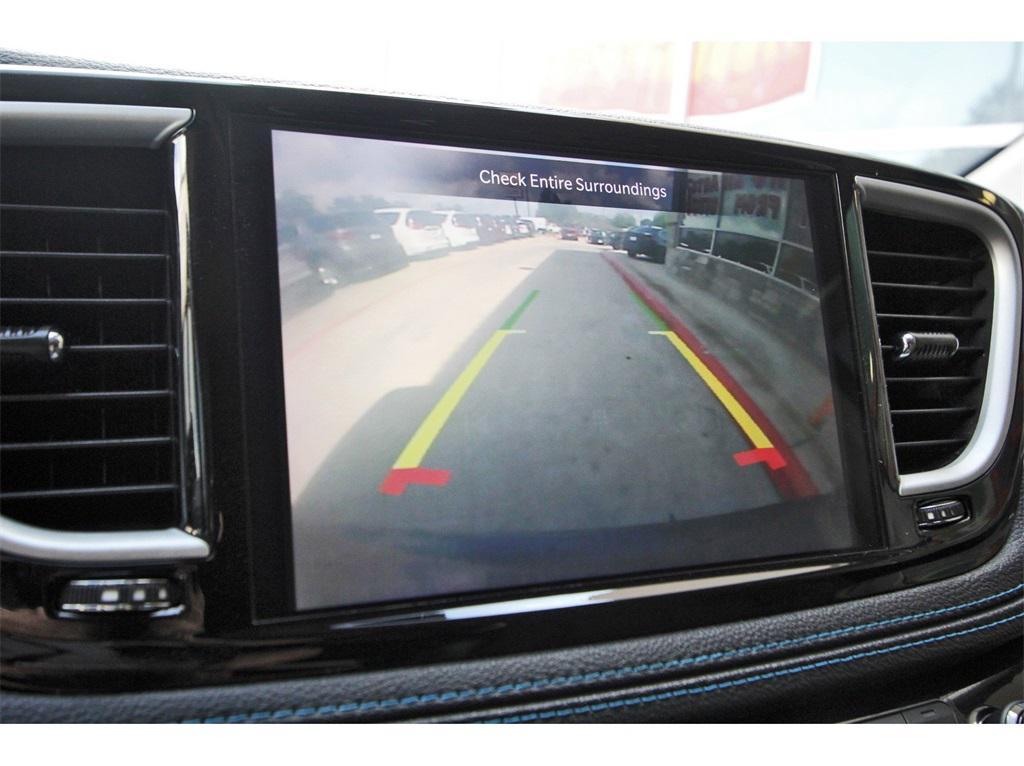 used 2021 Chrysler Pacifica car, priced at $15,698