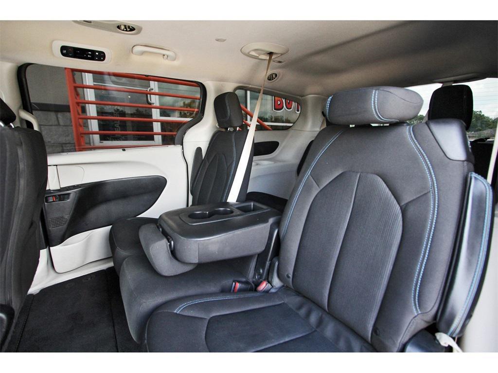 used 2021 Chrysler Pacifica car, priced at $15,698