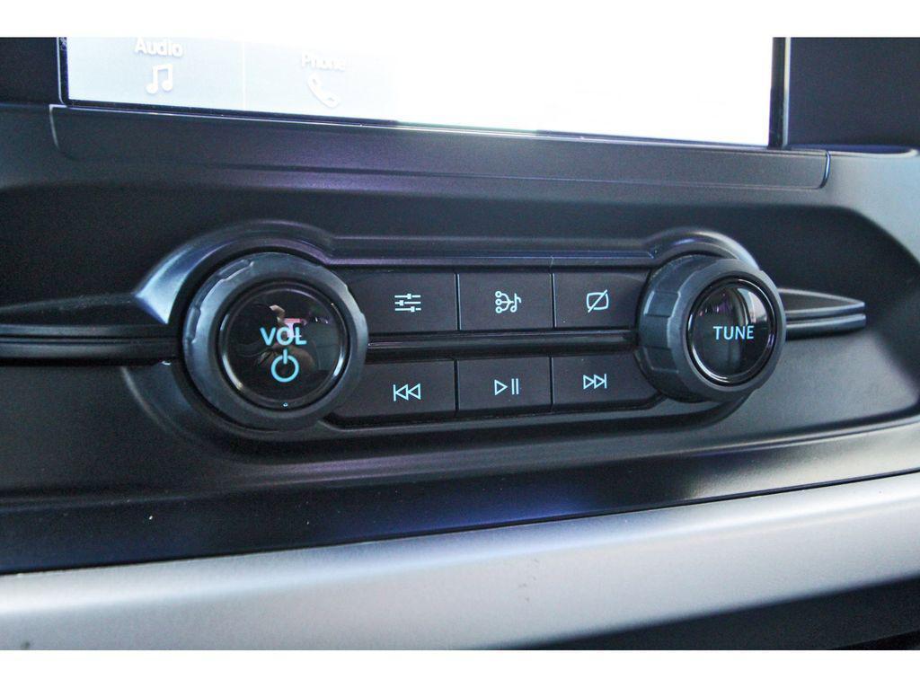 used 2021 Ford F-150 car, priced at $21,998