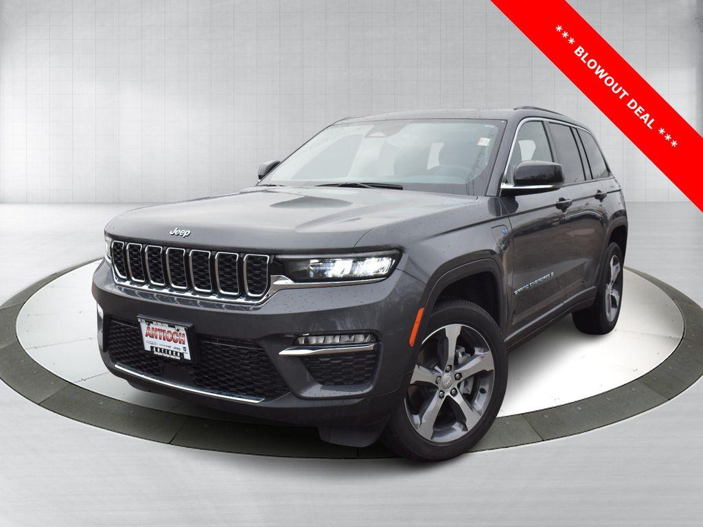 new 2024 Jeep Grand Cherokee car, priced at $39,995